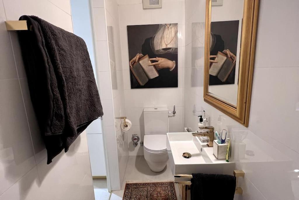 Exclusive Apartement In Historic Center Линц Экстерьер фото